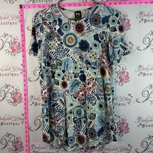 PURE essence T-shirt flowers Floral-Print Short Sleeve Top in Multicolor